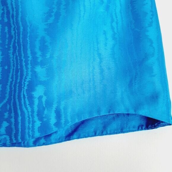 ONLY Ara Satin Jaquard Asymmetrical Hem Mini Skirt Blue Sz M - Picture 4 of 12